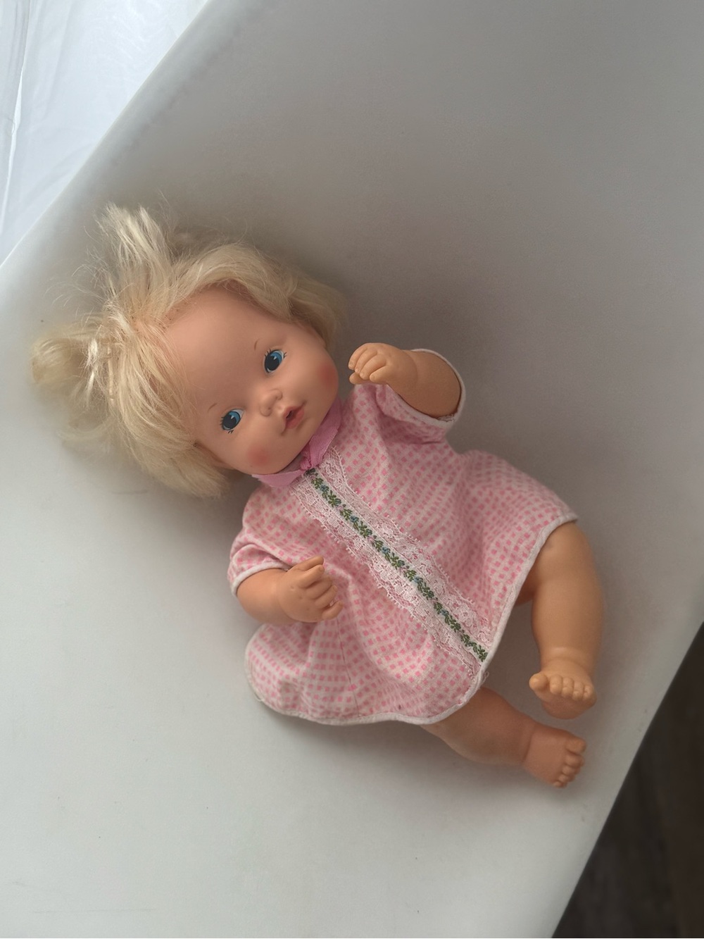 Vintage 1975 Mattel Mattel Hush Lil Baby Doll Squeaks When Head Moves